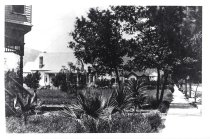 Myrtle Ave from White Oak